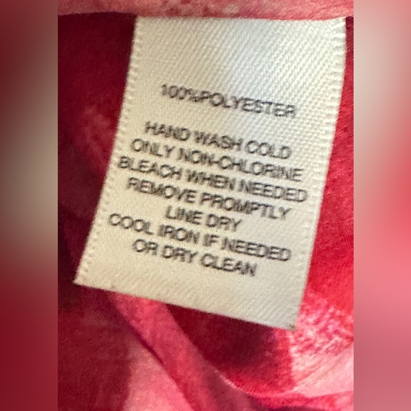 White House Black Market Red Pink Black Patterned Blouse, Medium - Picture 3 of 4